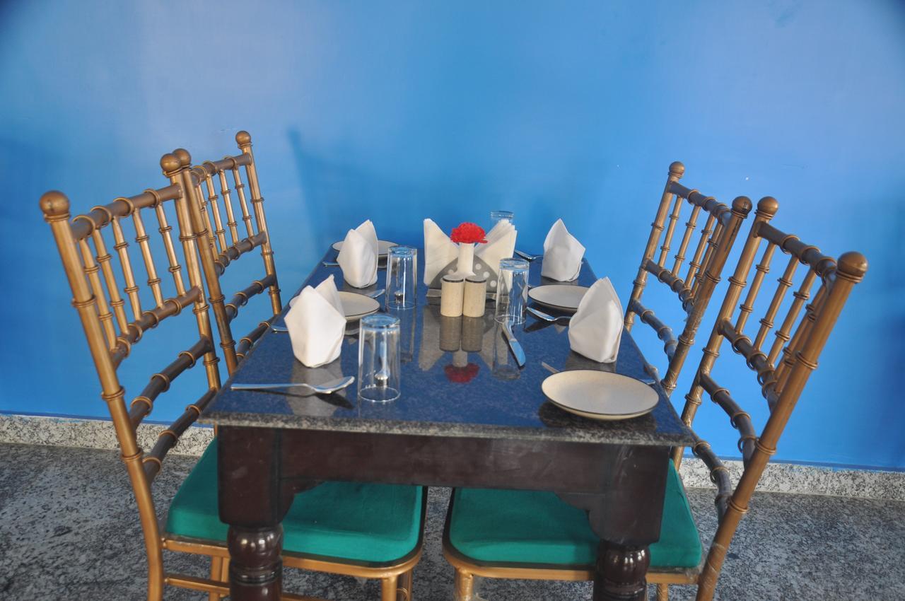 Hotel Eagle Nest Bharatpur Exterior foto